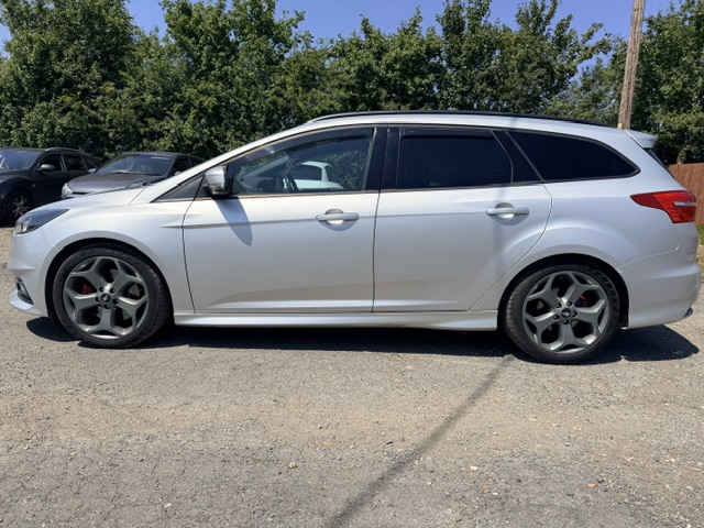 FORD FOCUS ST-2 ESTATE AUTO 2017(67) 60K MILES WARRANTED